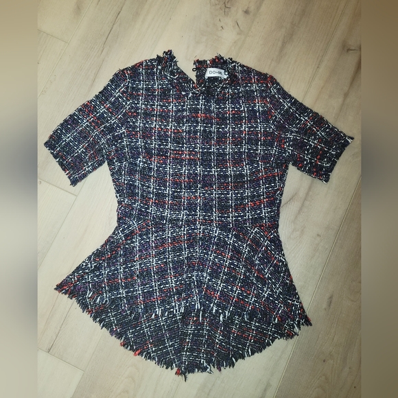 Black Red White DO + BE Twead Top - Picture 2 of 5